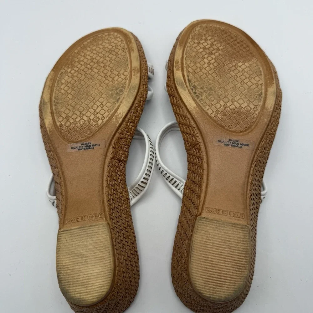 Tuscany by Easy Street Women's Made in Italy Wedge Sandals Sz 6.5 T-Strap White